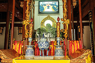 污網(wǎng)站免費(fèi)無(wú)限看下載,迷宮深淵 黑暗謎題探險(xiǎn)-2
