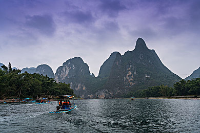 絲襪老師用絲襪腿獎勵我｜絲襪魅力下的教育新境：探索獎勵與心理的微妙平衡-4